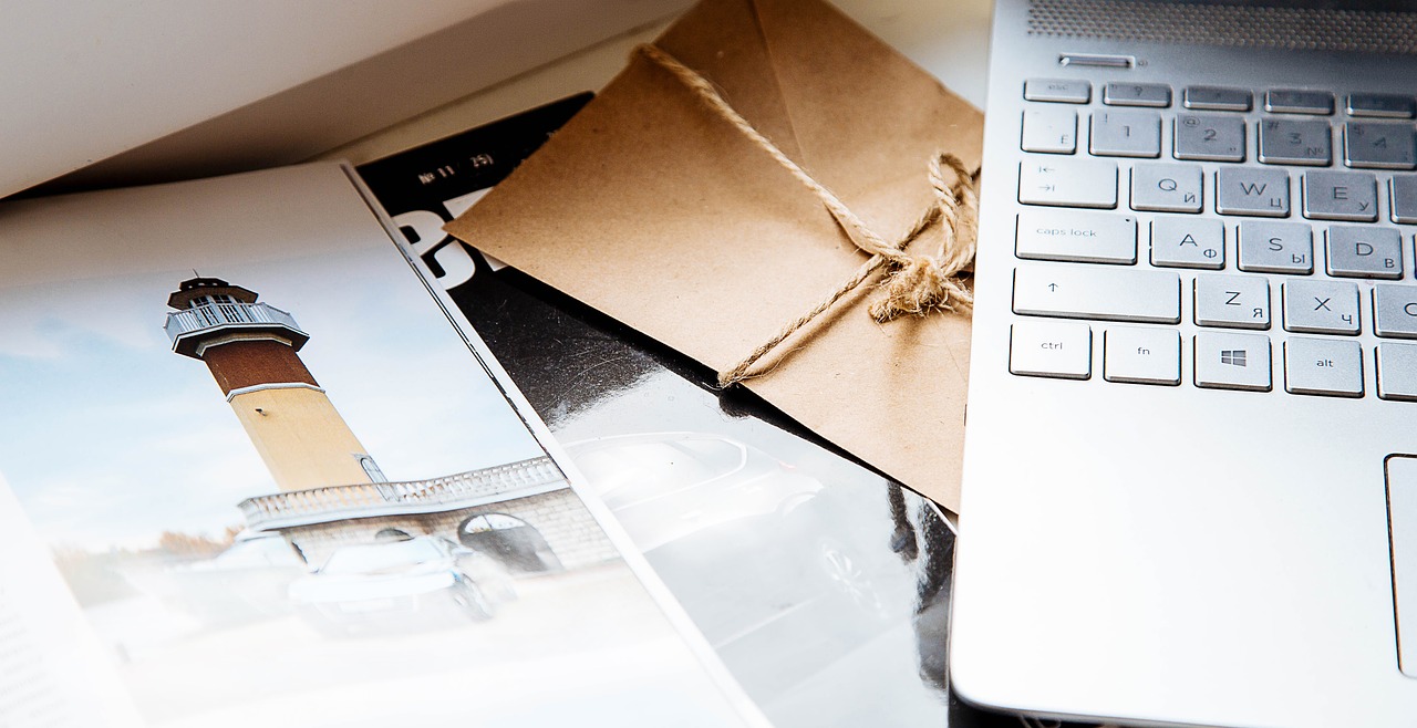 How Social Media Can Ruin Your Work-Life Balance
